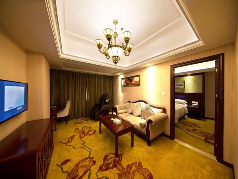 Vienna Hotel Zhangjiajie North Railway Station Extérieur photo